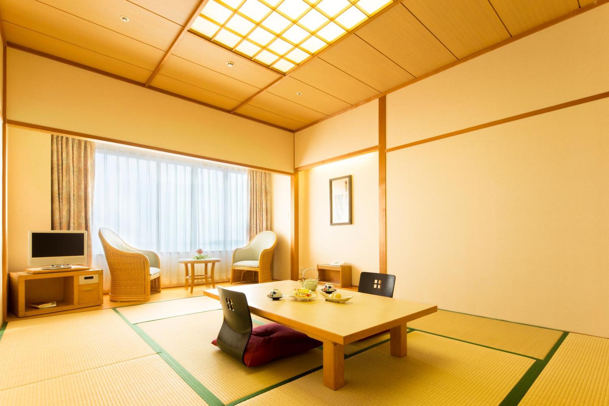 Ana Holiday Inn Resort Miyazaki By Ihg Экстерьер фото